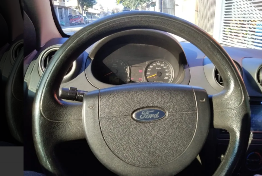 FIESTA  SEDAN 1.6 FLEX COMPLETO