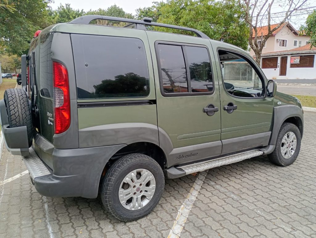 Fiat Doblo 1.8 16v Adventure Flex 5p