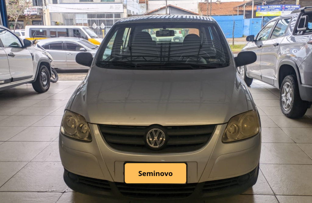Volkswagen Fox 1.0 MI PLUS 8V FLEX 4P MANUAL