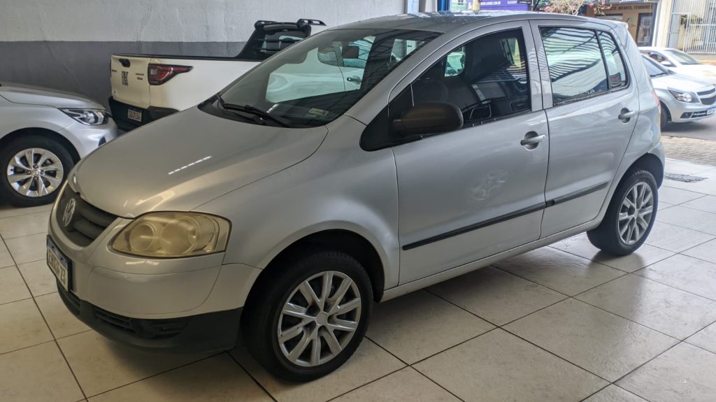 Volkswagen Fox 1.0 MI PLUS 8V FLEX 4P MANUAL