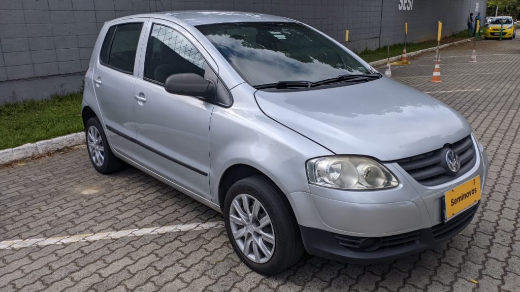 Volkswagen Fox 1.0 MI PLUS 8V FLEX 4P MANUAL