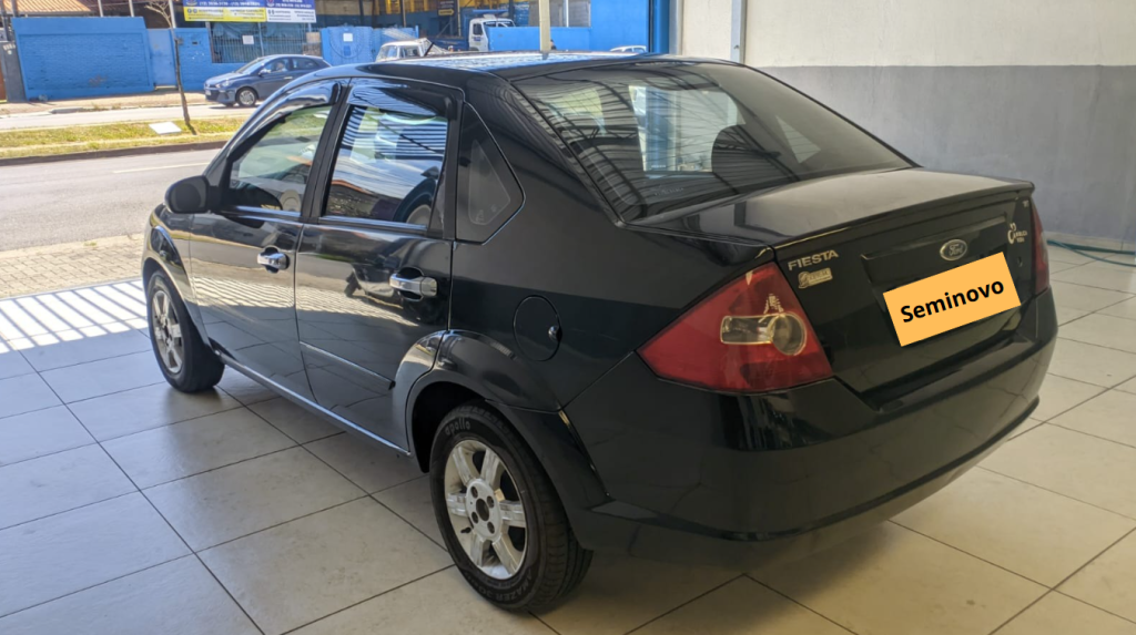 Fiesta sedan 1.6 flex 2005 completo.