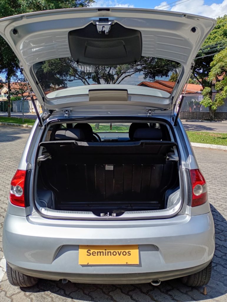 Volkswagen Fox 1.0 Vht City Total Flex 5p