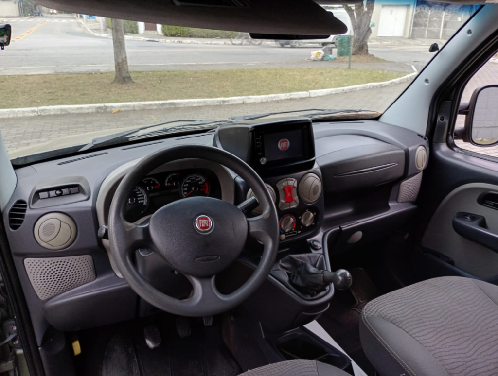 Fiat Doblo 1.8 16v Adventure Flex 5p