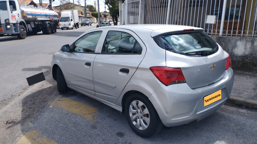 Chevrolet Onix 1.0 Joy 5p