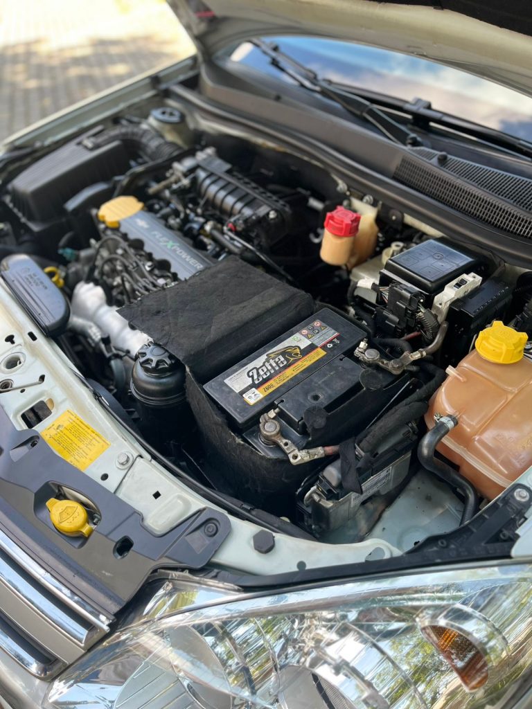 Chevrolet Vectra Elegan. 2.0 MPFI 8V Flexpower MEC 2010