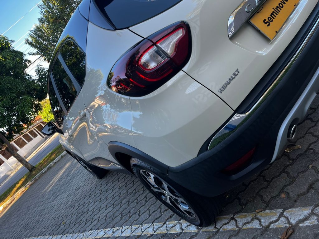 Renault Captur 2.0 16v Intense Aut. 5p