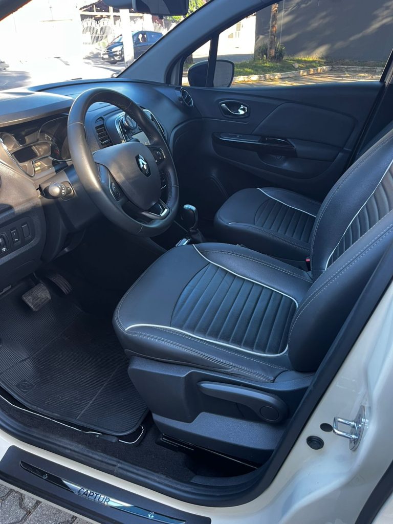 Renault Captur 2.0 16v Intense Aut. 5p