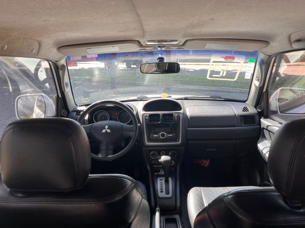 Mitsubishi Pajero TR4 2.0 Flex 16V 4X2 Aut. 2012
