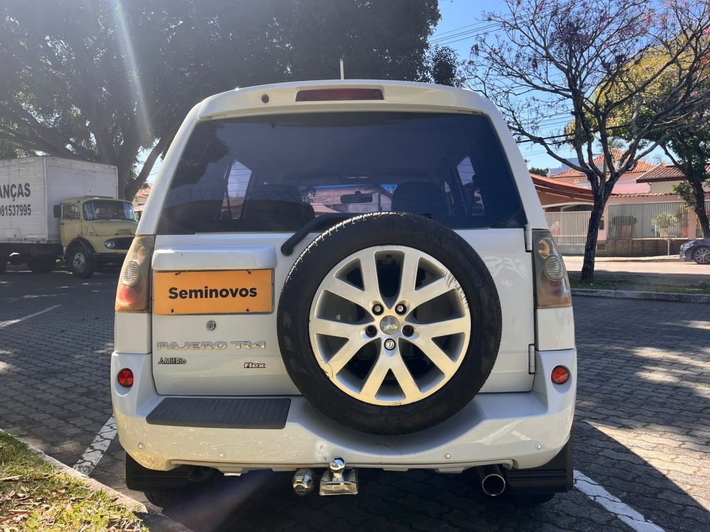 Mitsubishi Pajero TR4 2.0 Flex 16V 4X2 Aut. 2012
