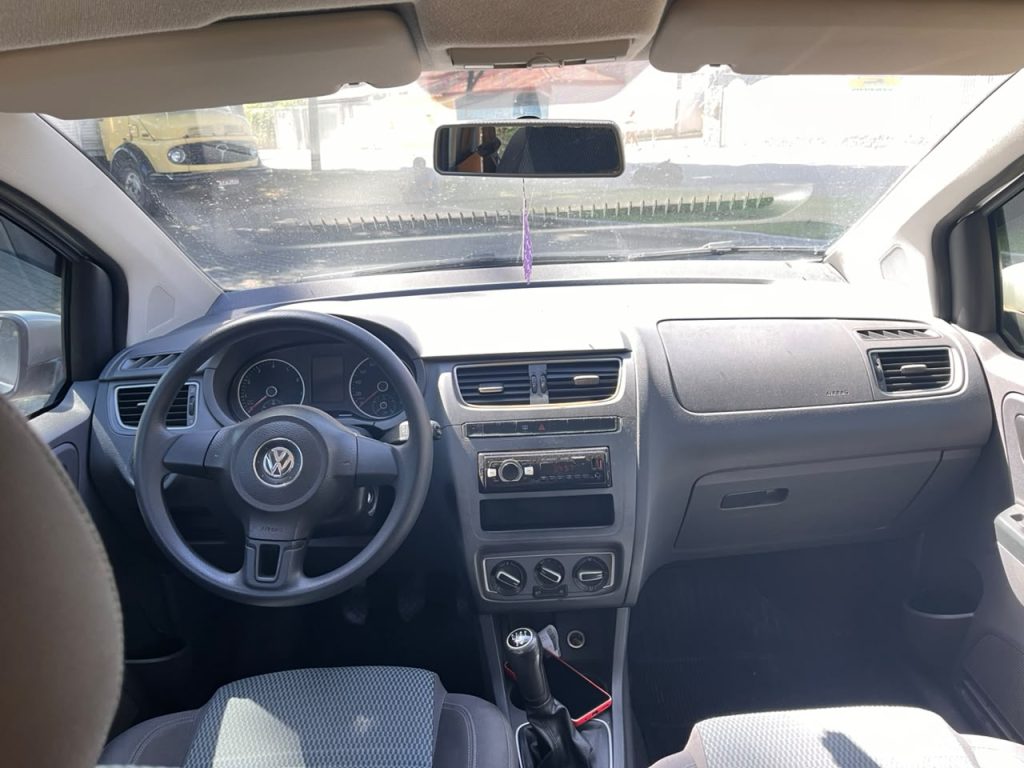 Volkswagen Fox Bluemotion 1.0 MI Total Flex 12V 5P 2014