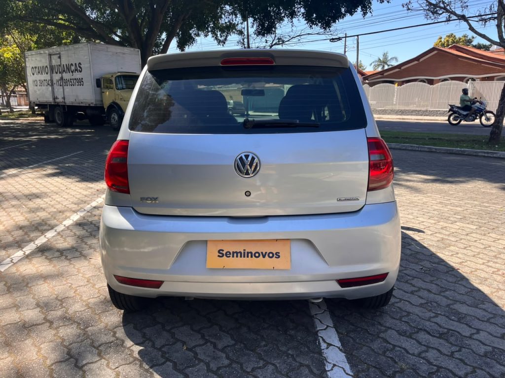 Volkswagen Fox Bluemotion 1.0 MI Total Flex 12V 5P 2014