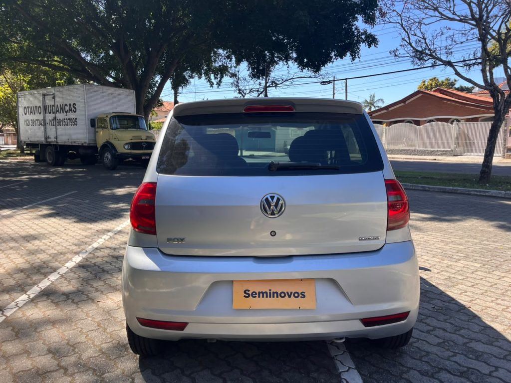 Volkswagen Fox Bluemotion 1.0 MI Total Flex 12V 5P 2014